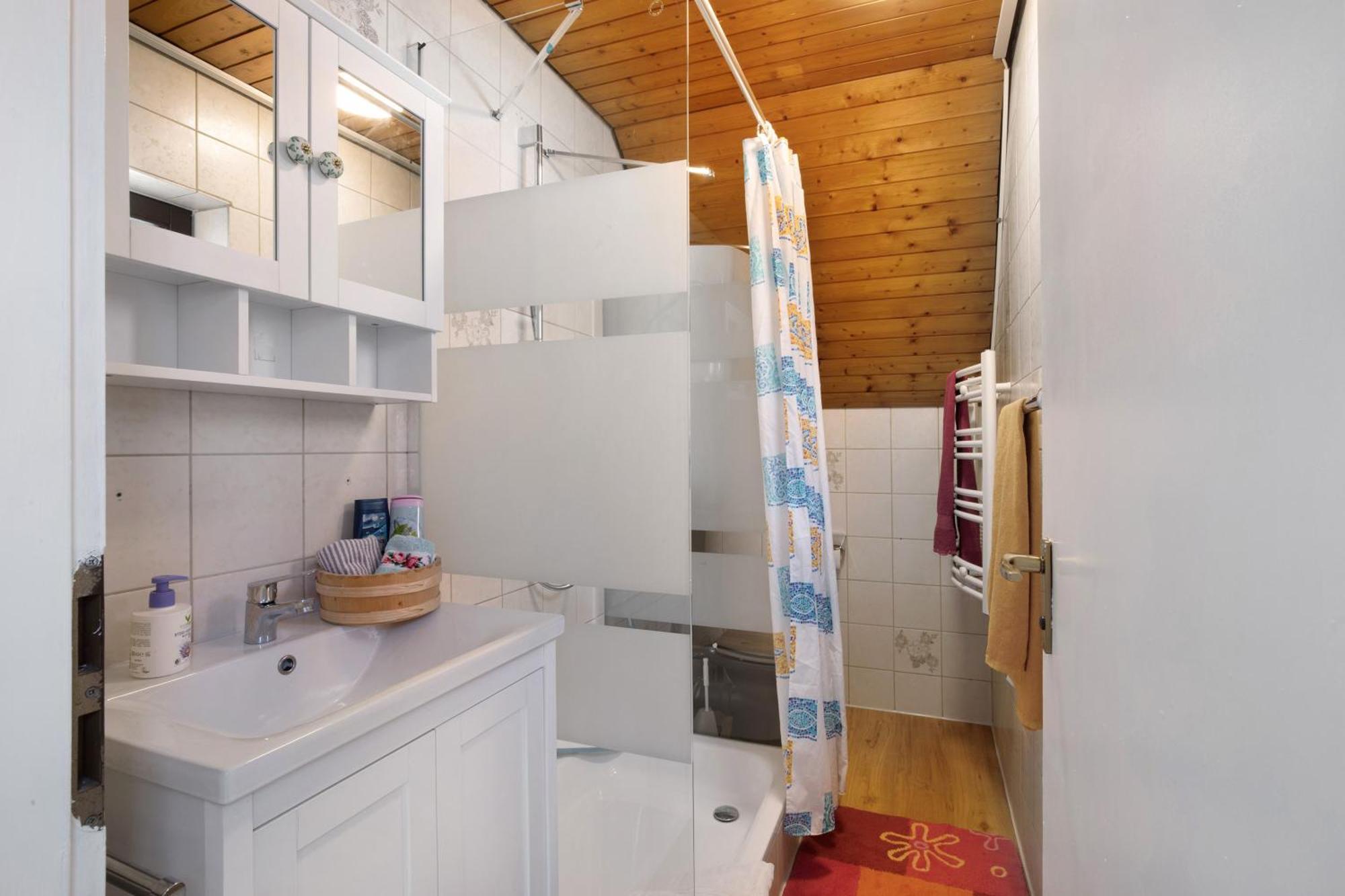 Apartmenthaus Ferienwohnungen Sila Weinstadt Exterior photo
